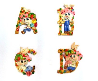 CALAMITA MAGNETE FRIGO RESINA CONIGLIETTI ALFABETO;FRIDGE MAGNETS RABBITS ALPHABET