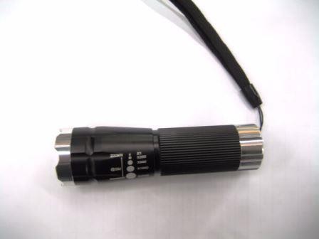 TORCIA ALLUMINIO CON FASCIO LUCE FOCUS REGOLABILE DA 3W LED BASSO CONSUMO