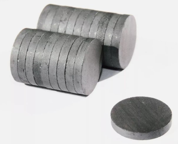 100x CALAMITA MAGNETE IN FERRITE PER BOMBONIERE19,5mmX3mm