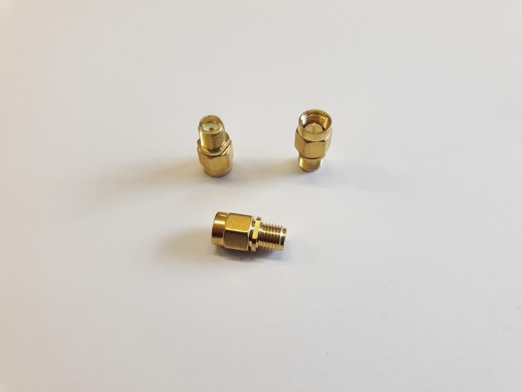 Adattatore ANTENNA RF SMA K(f)/J(m) Maschio - Femmina diretto AVVITABILE