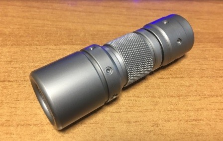 Torcia a PILA CR123A 3V GRIGIO / NERO escursione emergenza Luce Forte