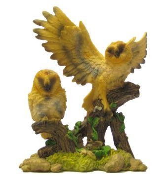 <p>IDEA REGALO COLLEZZIONE COPPIA CIVETTE SU TRONCO PORTAFORTUNA IN RESINA CIVETTA</p> <p>ALTEZZA: 20cm</p>