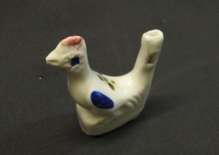 Fischietto Artigianale in Ceramica dipinto a mano, richiamo uccelli Portafortuna