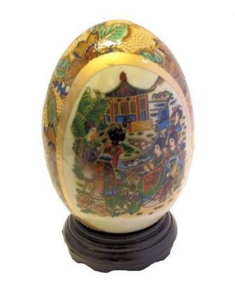 UOVO DA COLLEZIONE IN CERAMICA ARTIGIANALE CON BASE "ANCIENT CHINESE BEAUTY"11X7cm