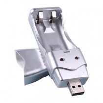Mini Caricabatterie  USB per stilo (AA) e ministilo (AAA) GD101