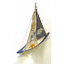 BARCA PESCATORE YZ189  CON LA BASE GRANDE