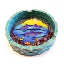 POSACENERE IN RESINA DIPINTA A MANO FONDALE CON 3 DELFINI SOUVENIR MARE