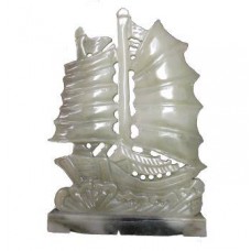 STATUA ARTIGIANALE GRANDE FORMATO BARCA IN POLVERE DI GIADA E RESINA